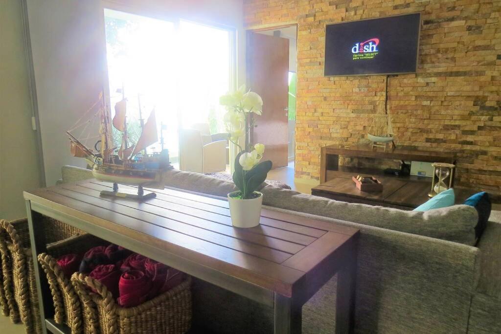 2 Bedrooms Luxury In * Playa del Carmen